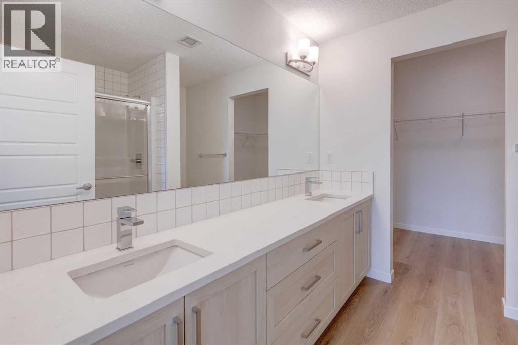 550 Belmont Street Property Photo 22