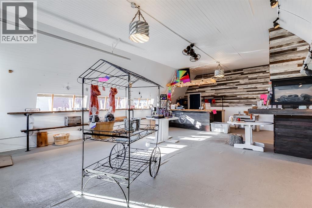 200 Main Street Property Photo 4