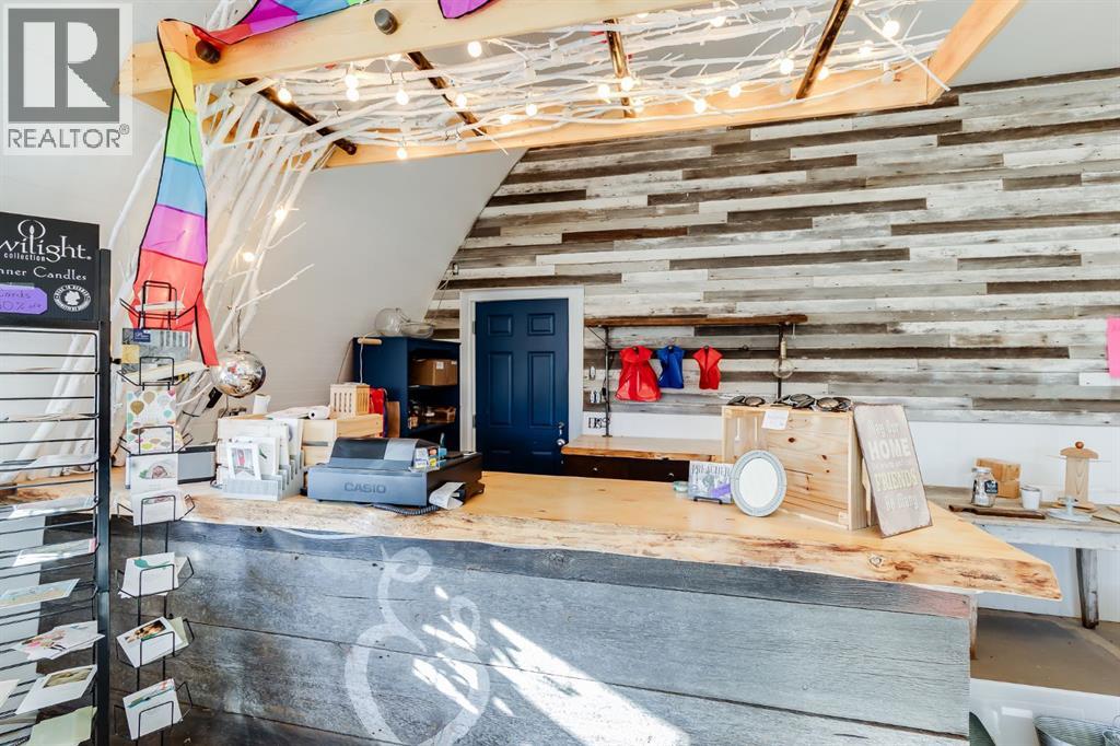 200 Main Street Property Photo 8