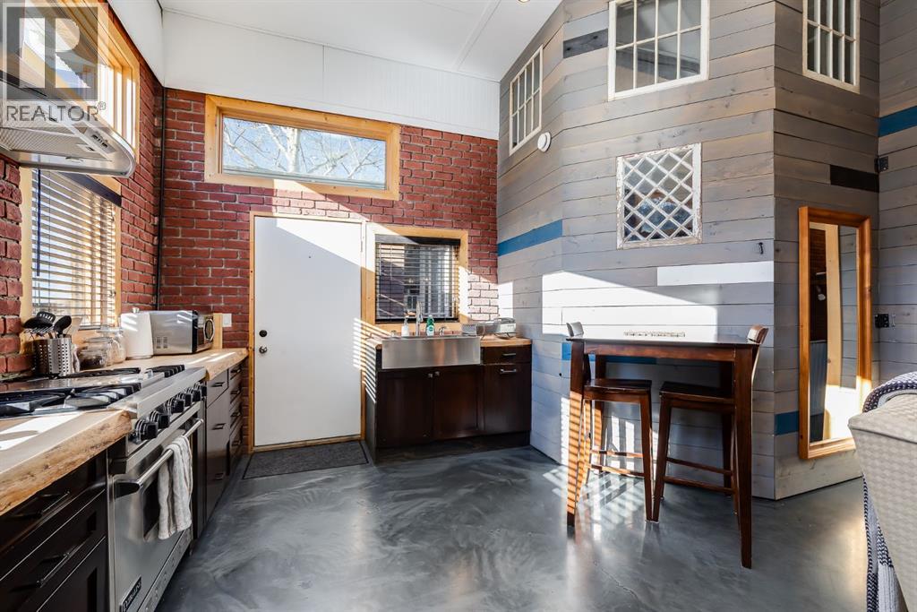 200 Main Street Property Photo 13