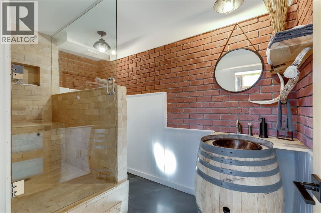 200 Main Street Property Photo 17