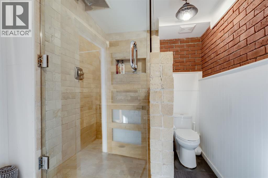 200 Main Street Property Photo 18