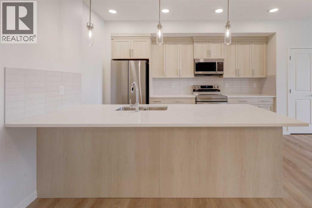 550 Belmont Street Property Photo 1