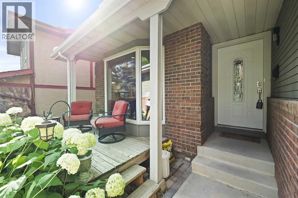 100 Hawkfield Crescent Property Photo 4