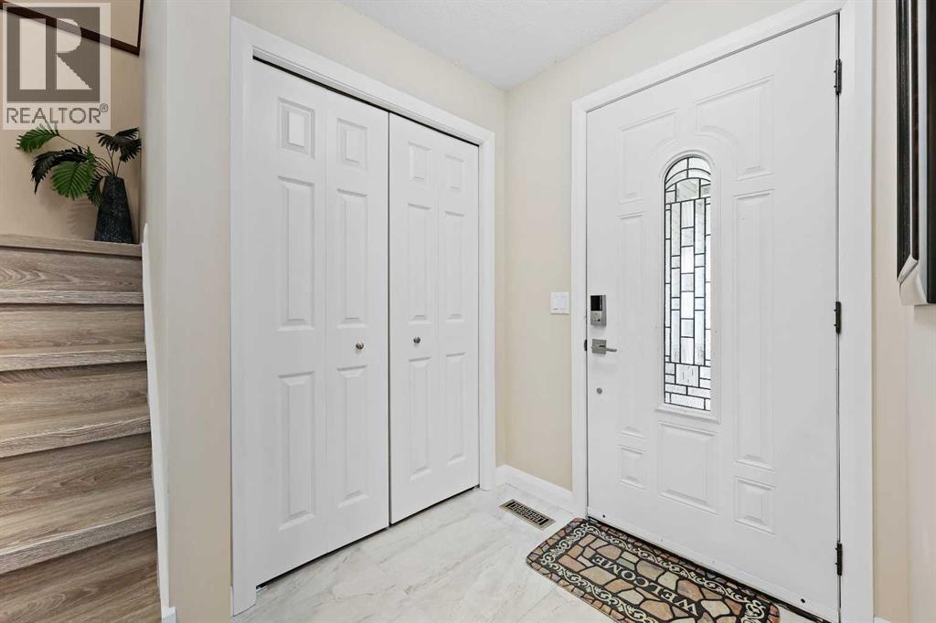 100 Hawkfield Crescent Property Photo 5