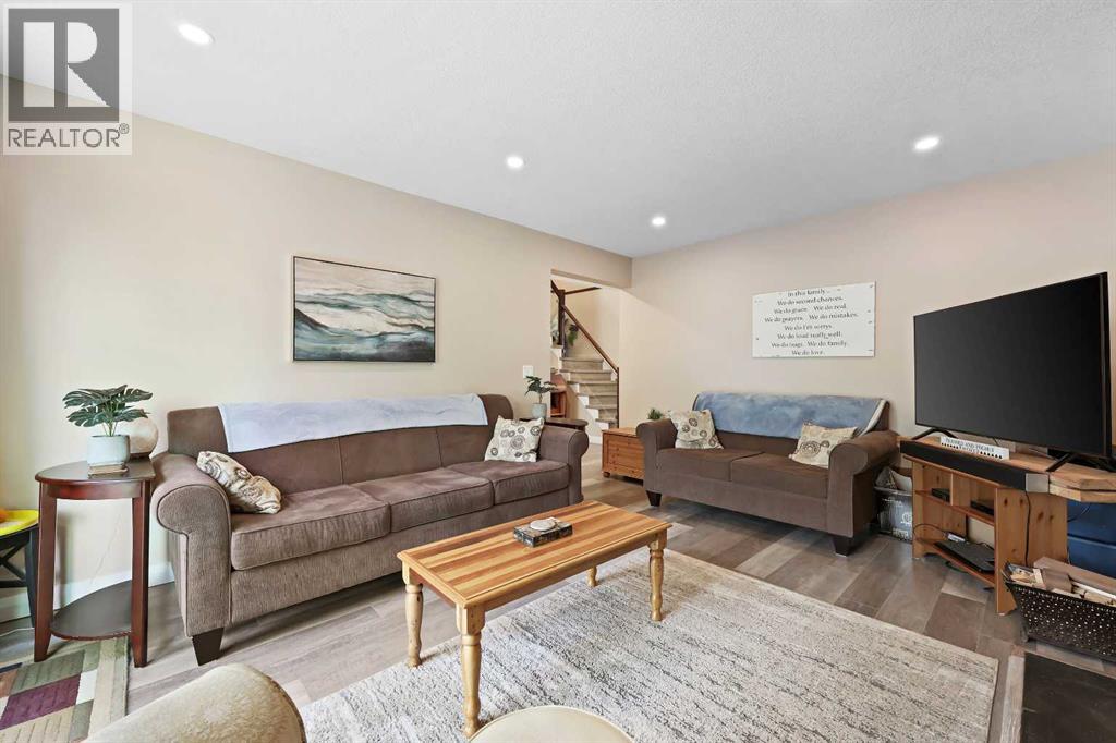 100 Hawkfield Crescent Property Photo 6