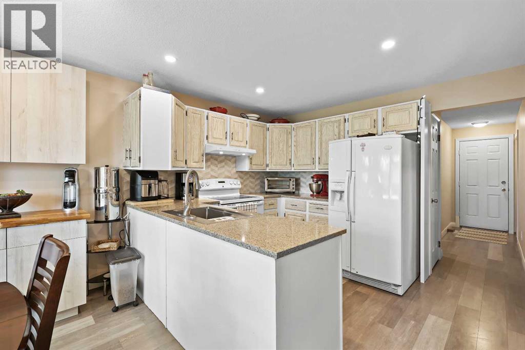 100 Hawkfield Crescent Property Photo 9