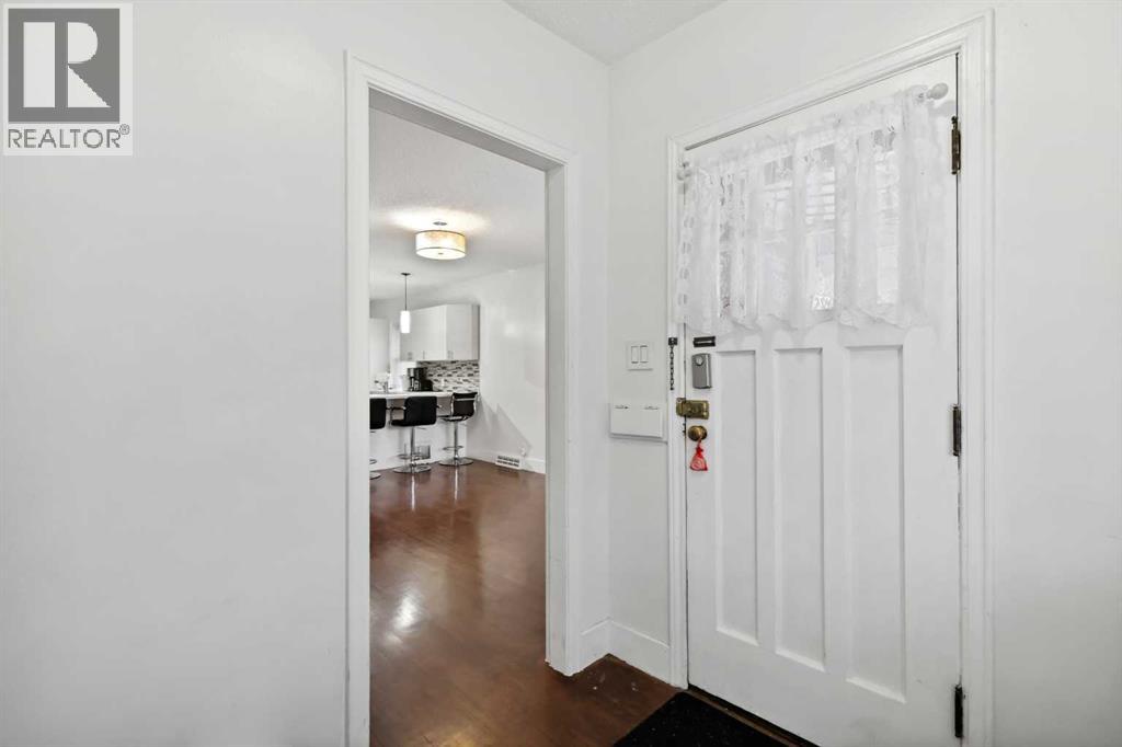 230 8a Street Ne Property Photo 9