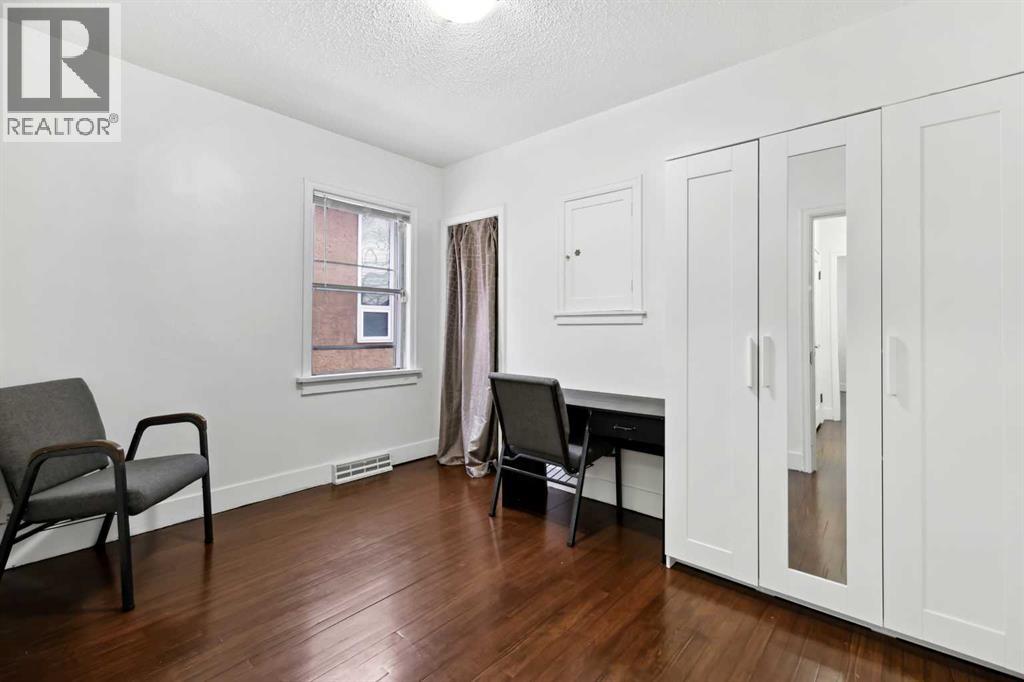 230 8a Street Ne Property Photo 14