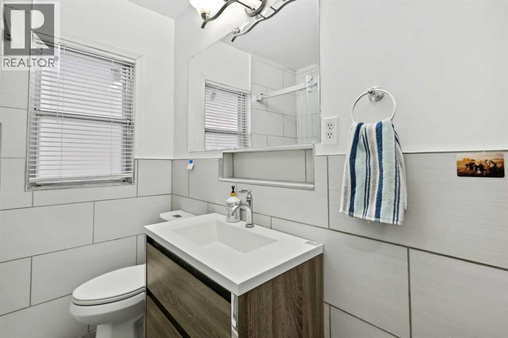 230 8a Street Ne Property Photo 16