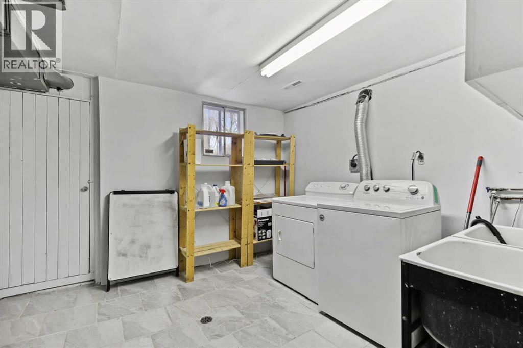 230 8a Street Ne Property Photo 23