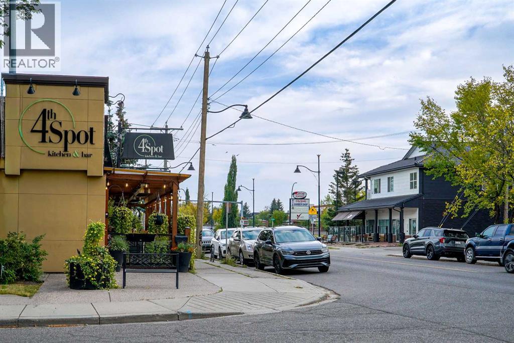 218 19 Avenue Property Photo 15