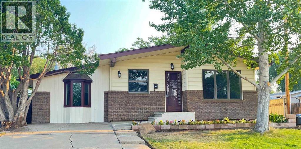 1919 19 Avenue Property Photo 1