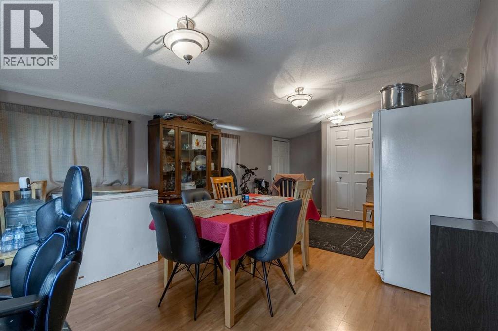 1919 19 Avenue Property Photo 13