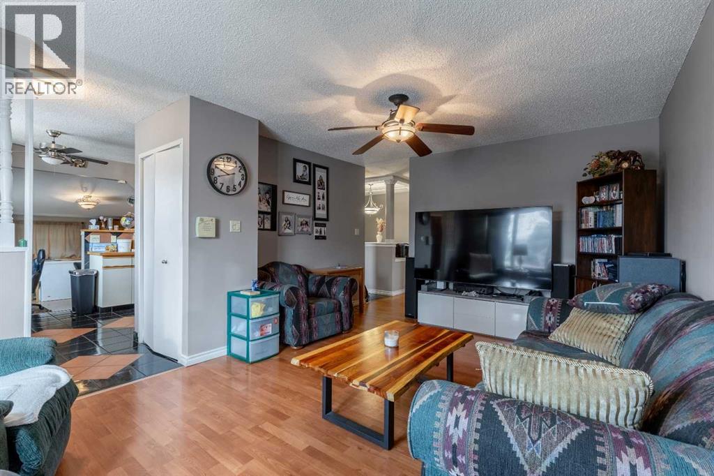 1919 19 Avenue Property Photo 16