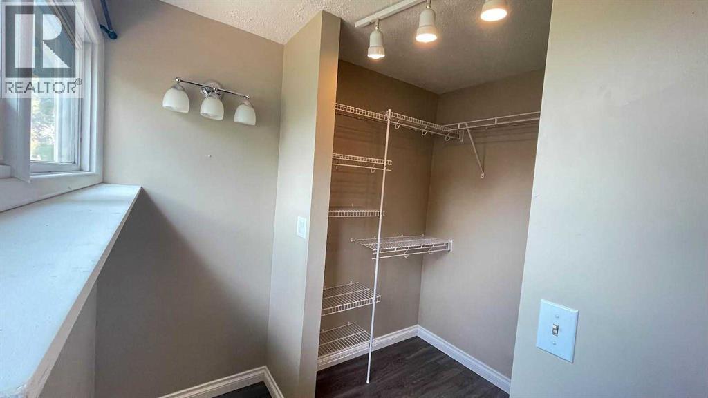 1919 19 Avenue Property Photo 24