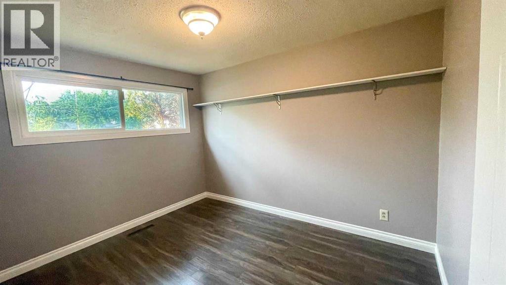 1919 19 Avenue Property Photo 25