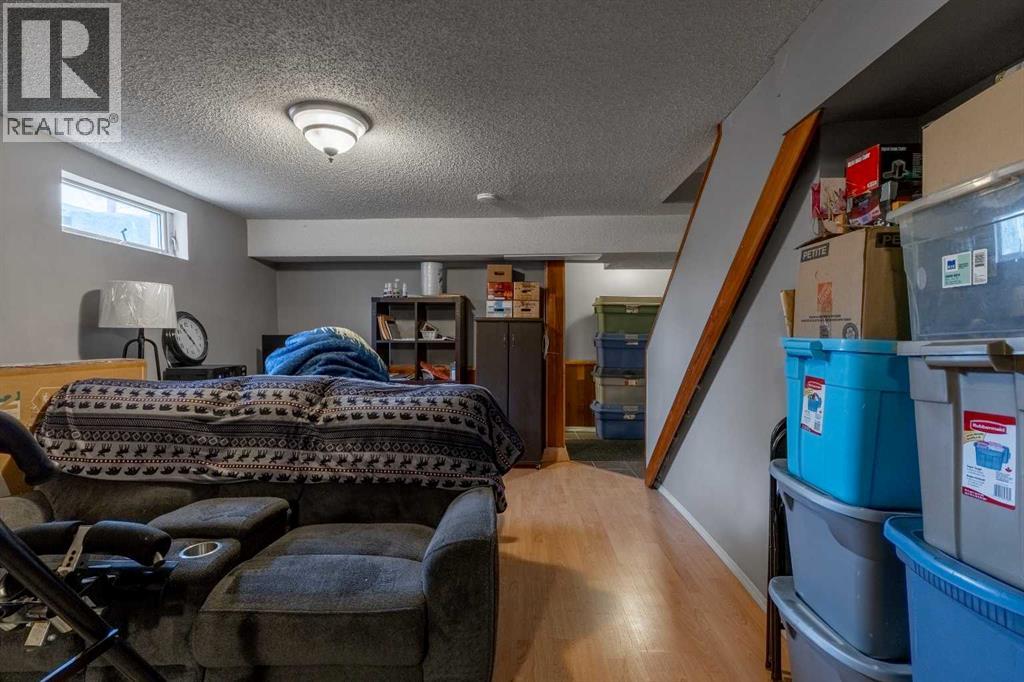 1919 19 Avenue Property Photo 40