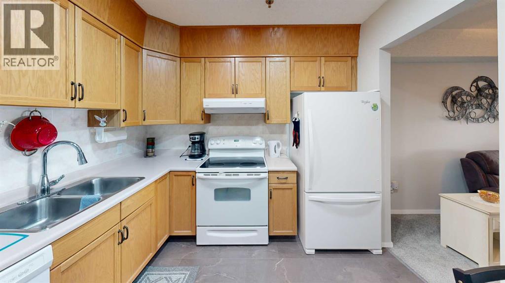 20 3 Street Property Photo 2