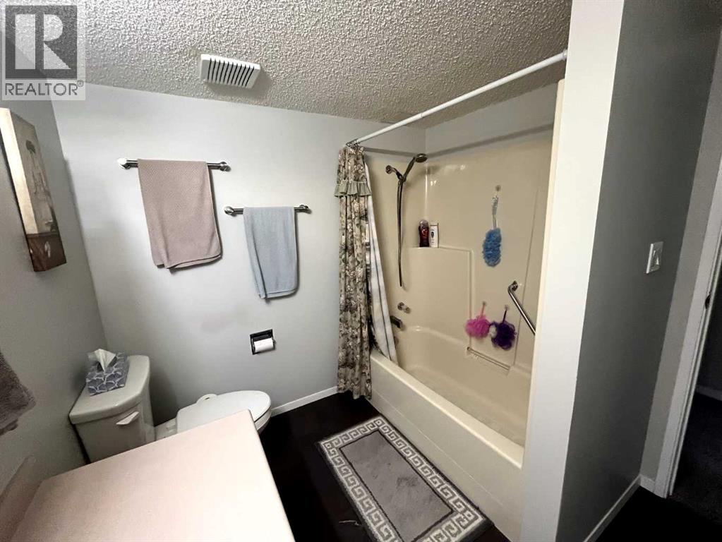 20 3 Street Property Photo 11