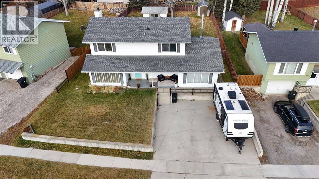 396 Mountain Street Property Photo 2