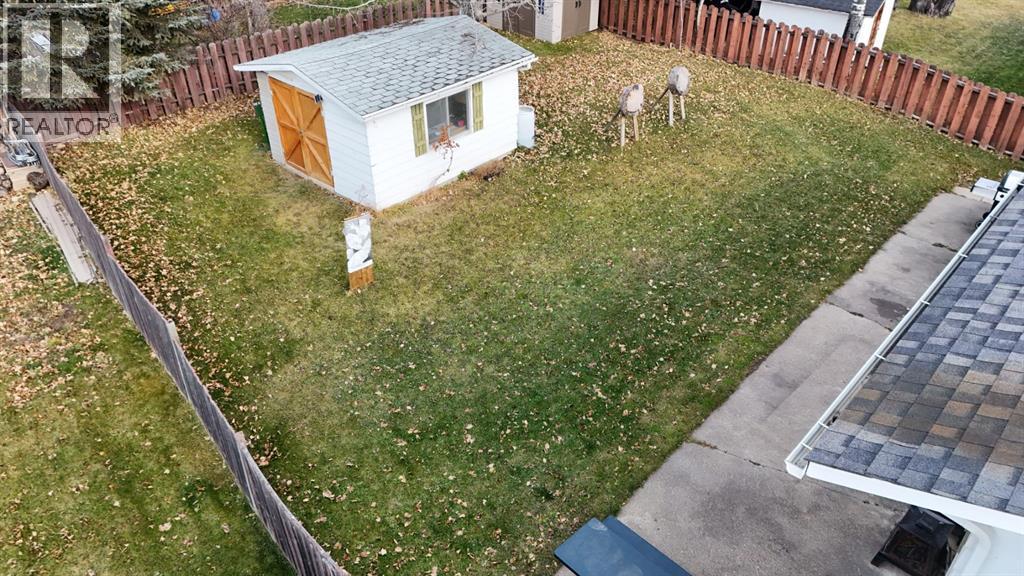 396 Mountain Street Property Photo 5