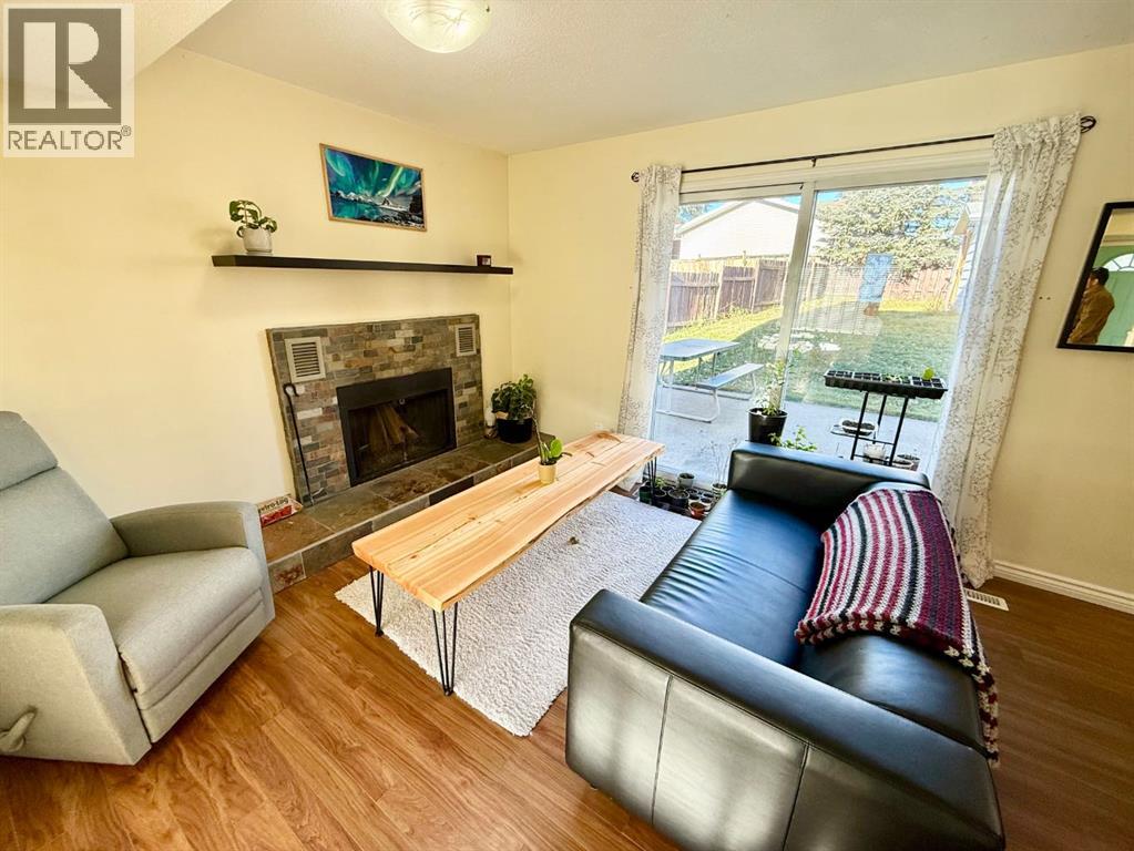 396 Mountain Street Property Photo 9