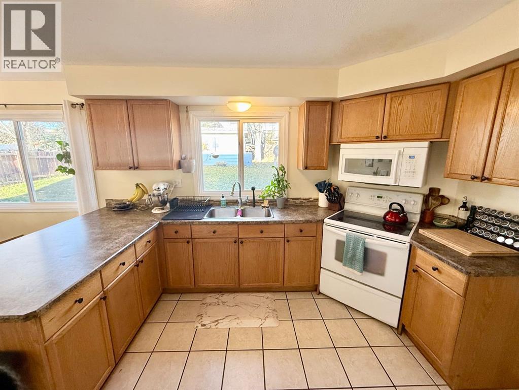 396 Mountain Street Property Photo 15