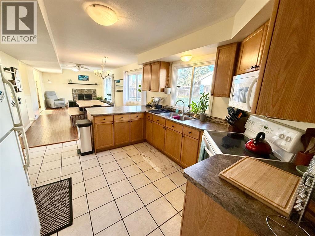 396 Mountain Street Property Photo 16