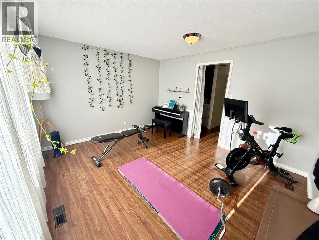 396 Mountain Street Property Photo 19