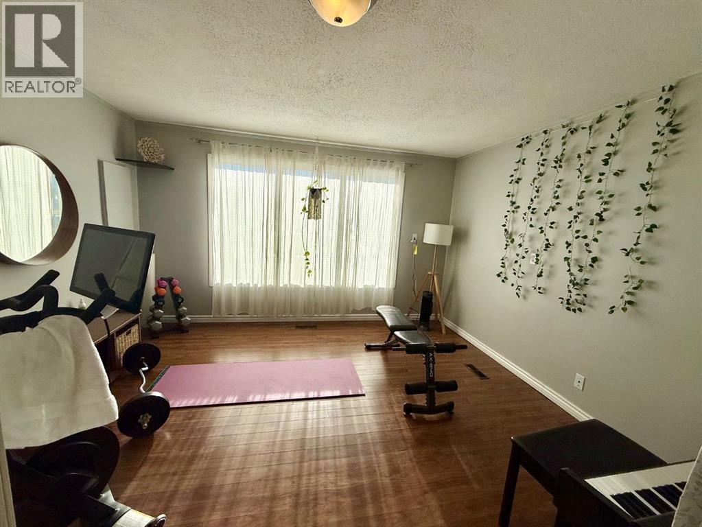 396 Mountain Street Property Photo 20