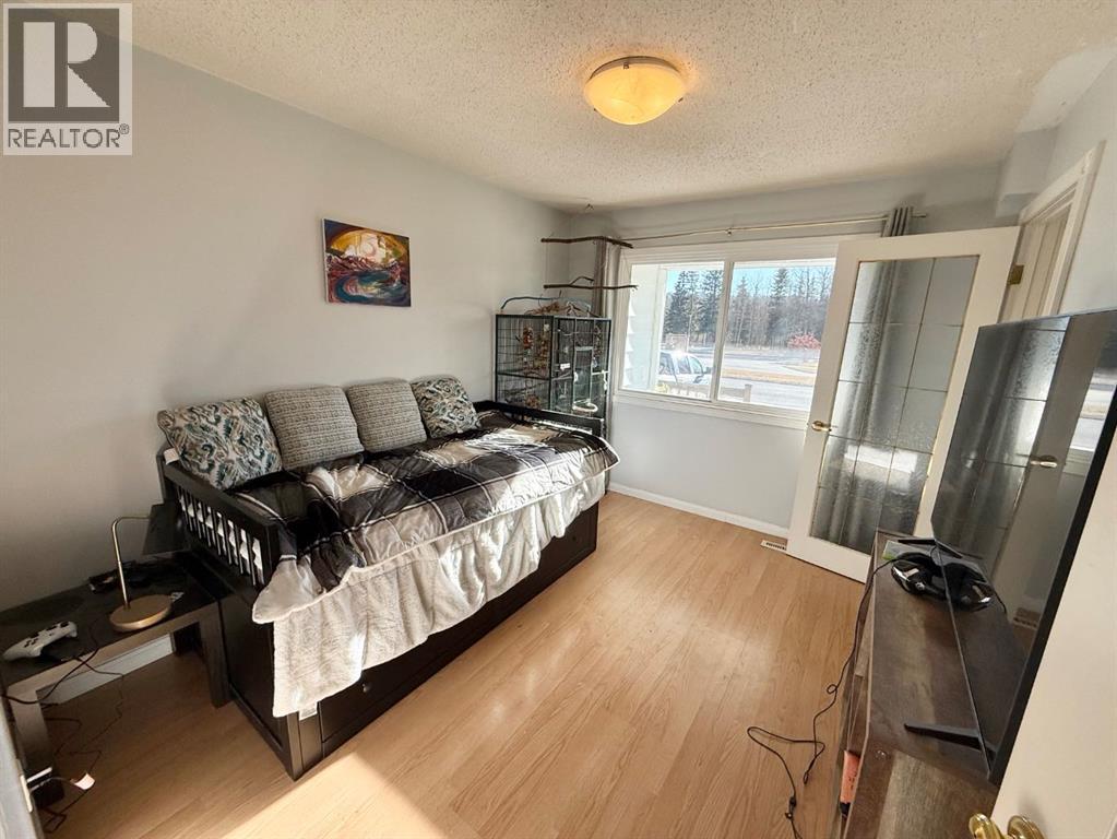 396 Mountain Street Property Photo 22