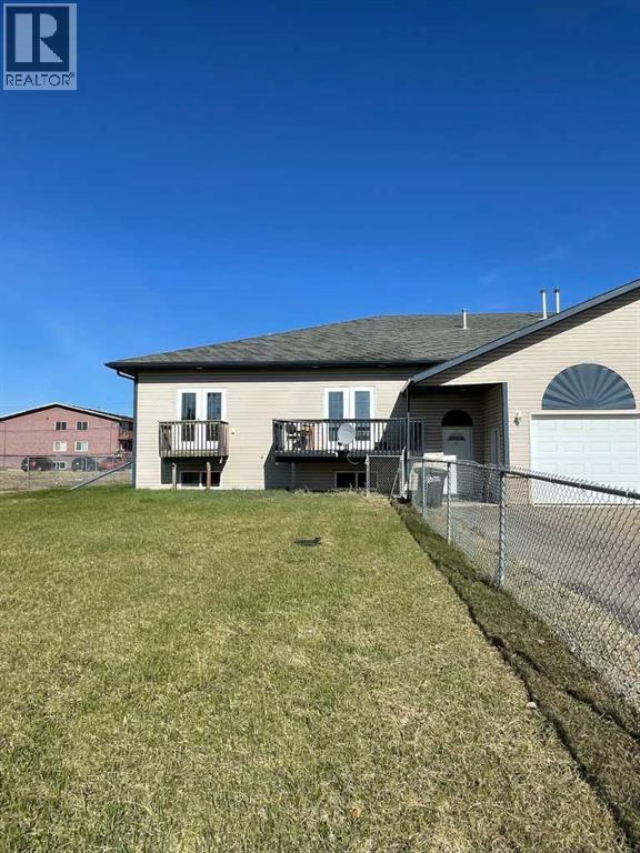 10310 98 Street East Property Photo 2