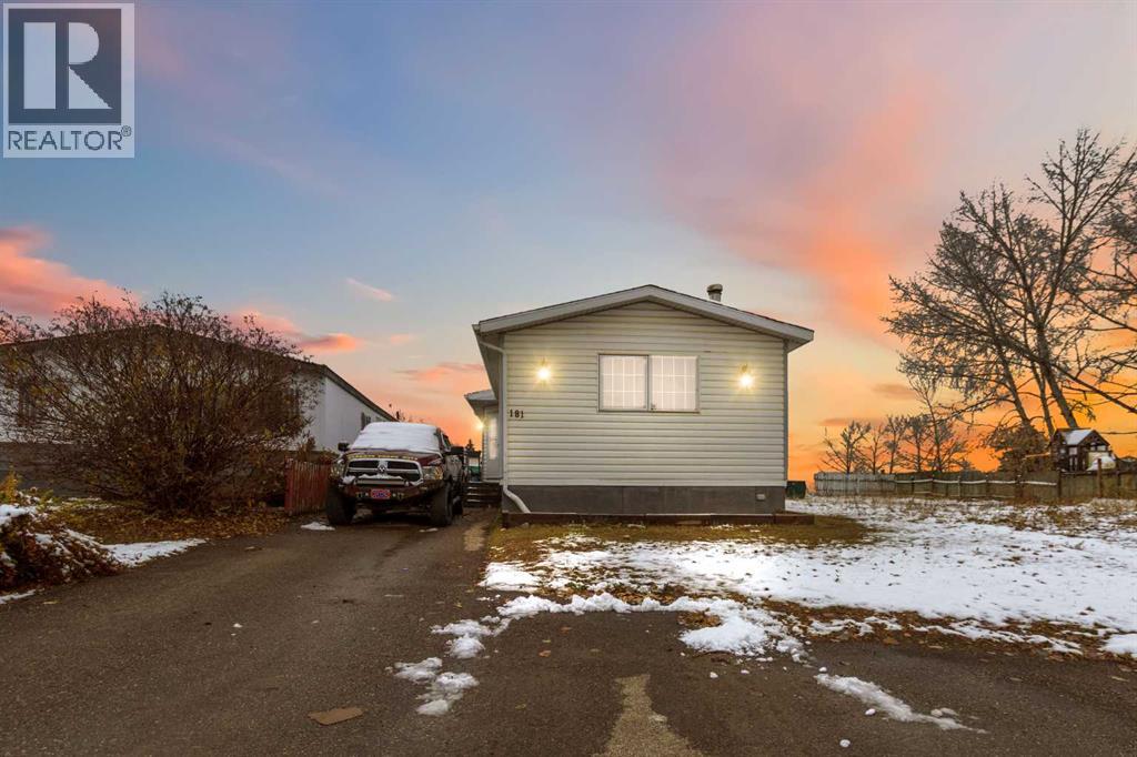 181 Greenbriar Bay Property Photo 1