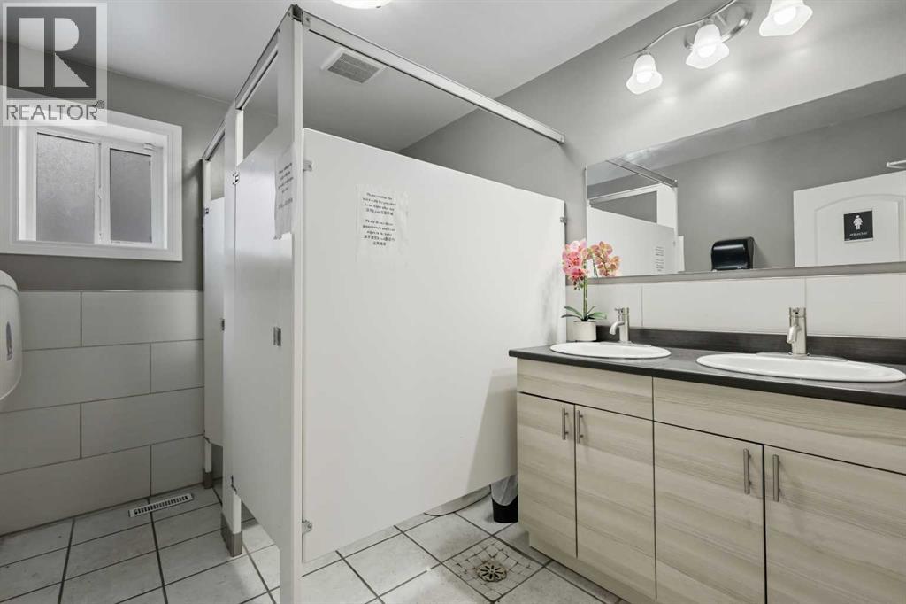 232 8a Street Ne Property Photo 34