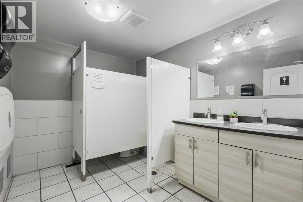 232 8a Street Ne Property Photo 35