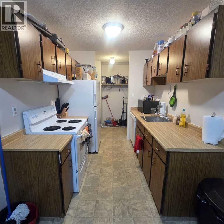 5611 9 Avenue Property Photo 5