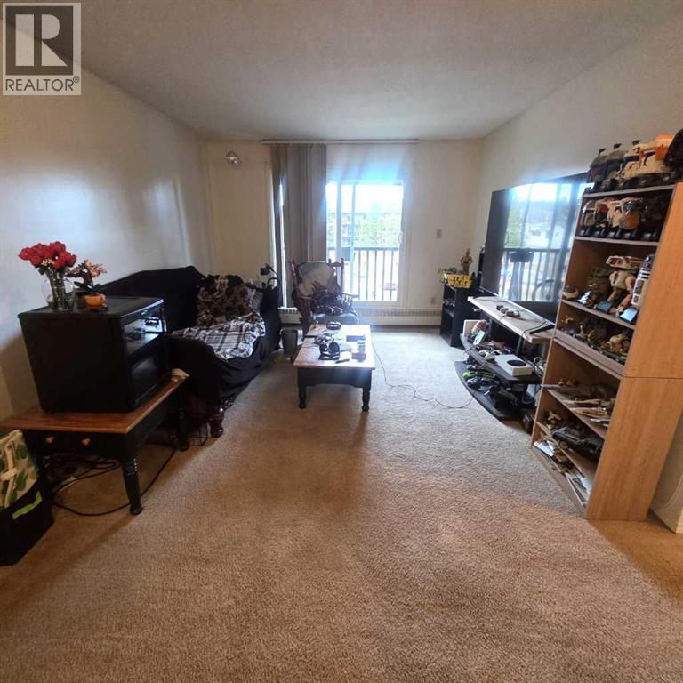5611 9 Avenue Property Photo 11