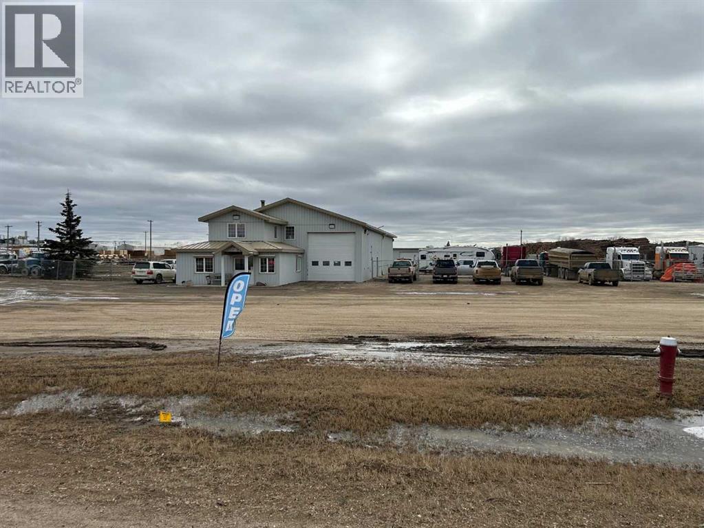 5317 53avenue Property Photo 2