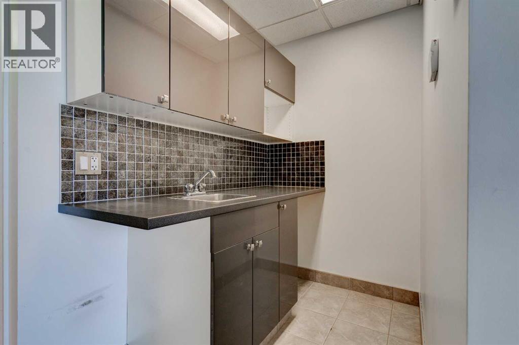 10920 84 Avenue Property Photo 4