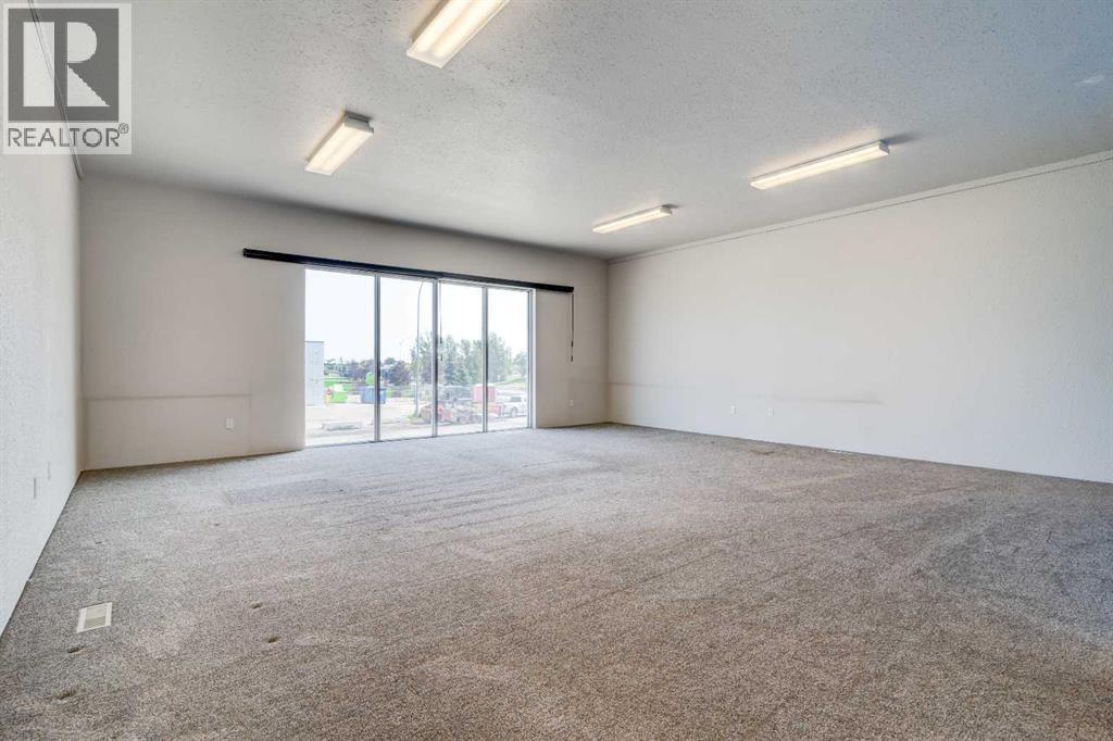 10920 84 Avenue Property Photo 14