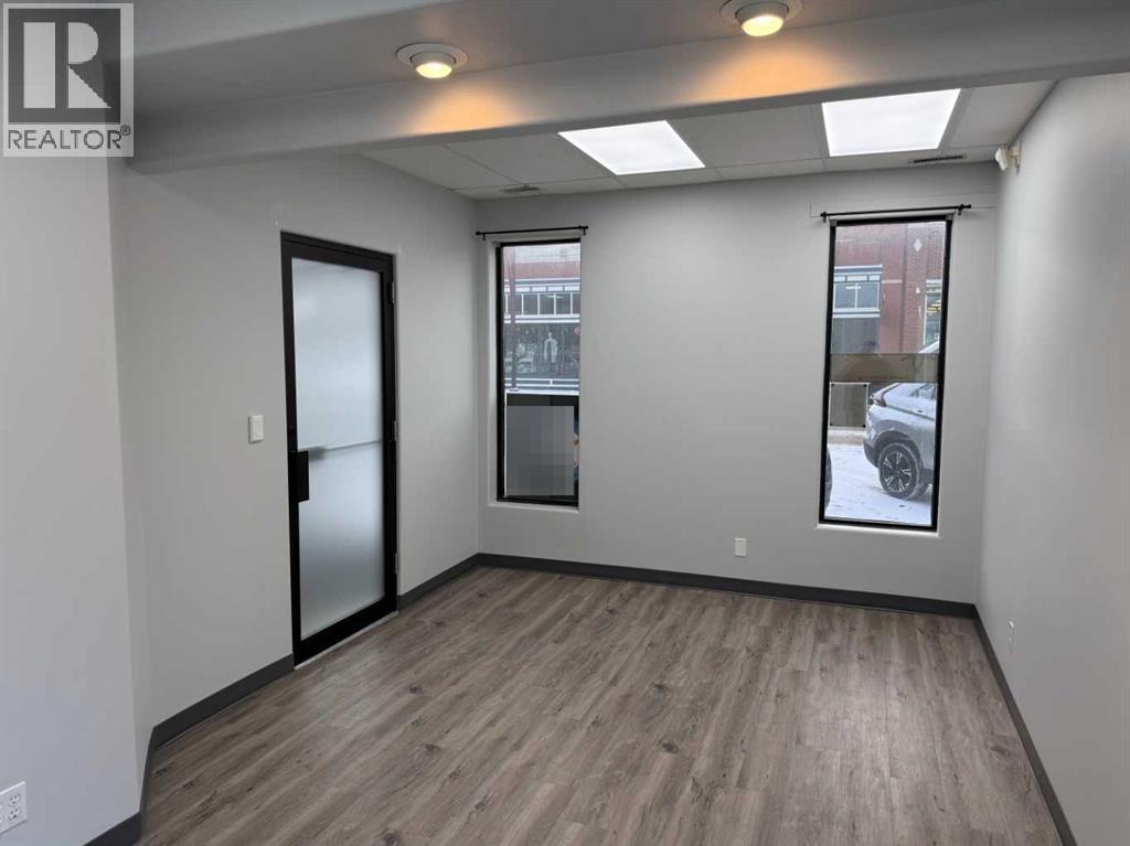 5008 50 Avenue Property Photo 1