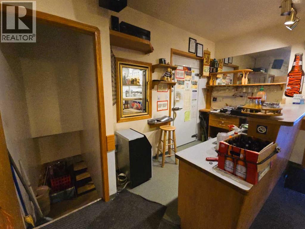 102 Railway Avenue E Property Photo 33