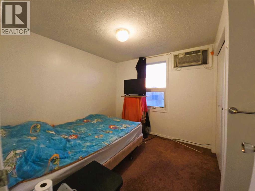 102 Railway Avenue E Property Photo 38