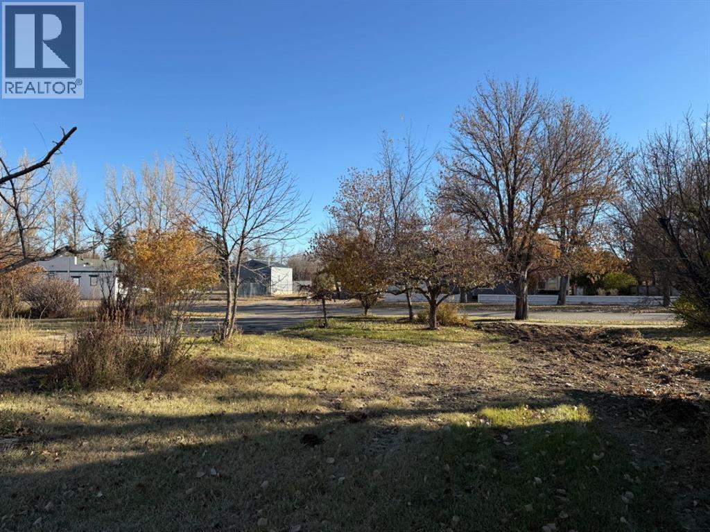 410 Grand Avenue Property Photo 1