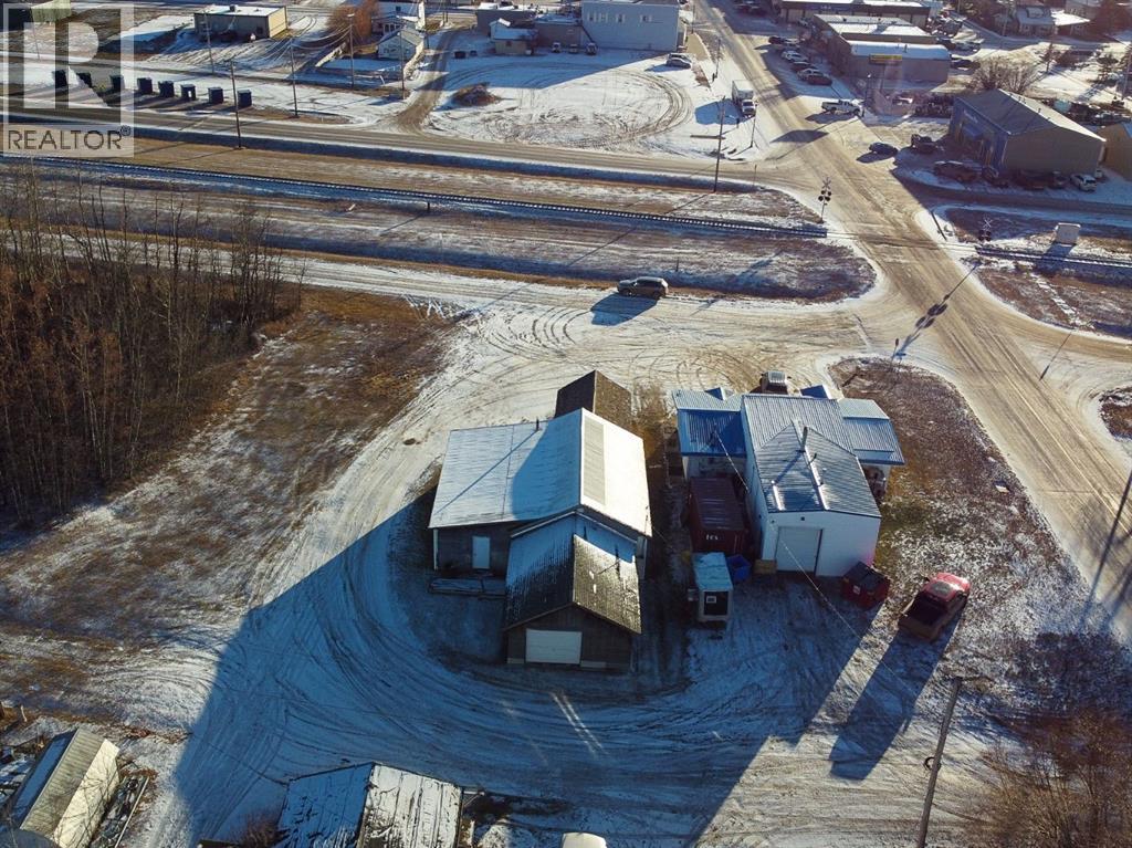 8 Railway Avenue Ne Property Photo 23
