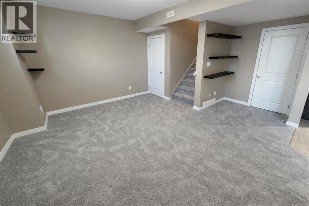 189 Silkstone Road West Property Photo 4