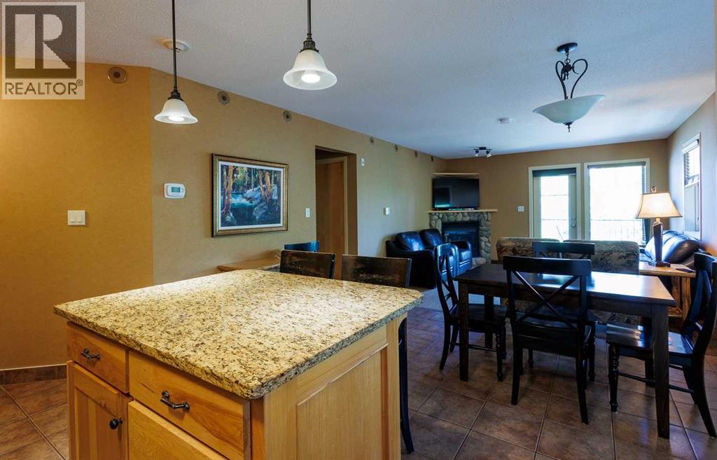 401 4 Street Property Photo 2