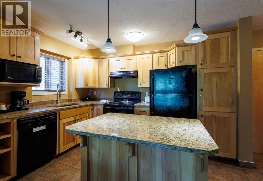 401 4 Street Property Photo 6