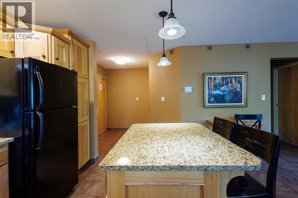 401 4 Street Property Photo 7